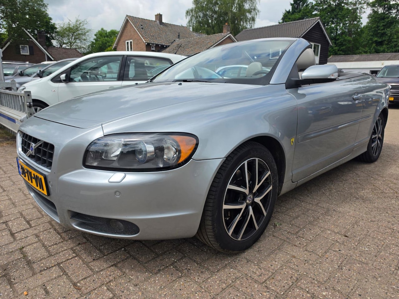 Volvo C70 Convertible - 2.4 Summum 2.4 Summum ( AUTOMAAT) - AutoWereld.nl