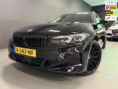 BMW 3-serie Touring - 320e SPORT FACELIFT 19'' SOH-TEST/NAVI/LED/DAB/CARPLAY/ECC/PDC/CRUISE/V-COCKPIT/LEDER///