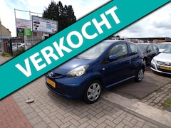 Toyota Aygo - 1.0-12V +