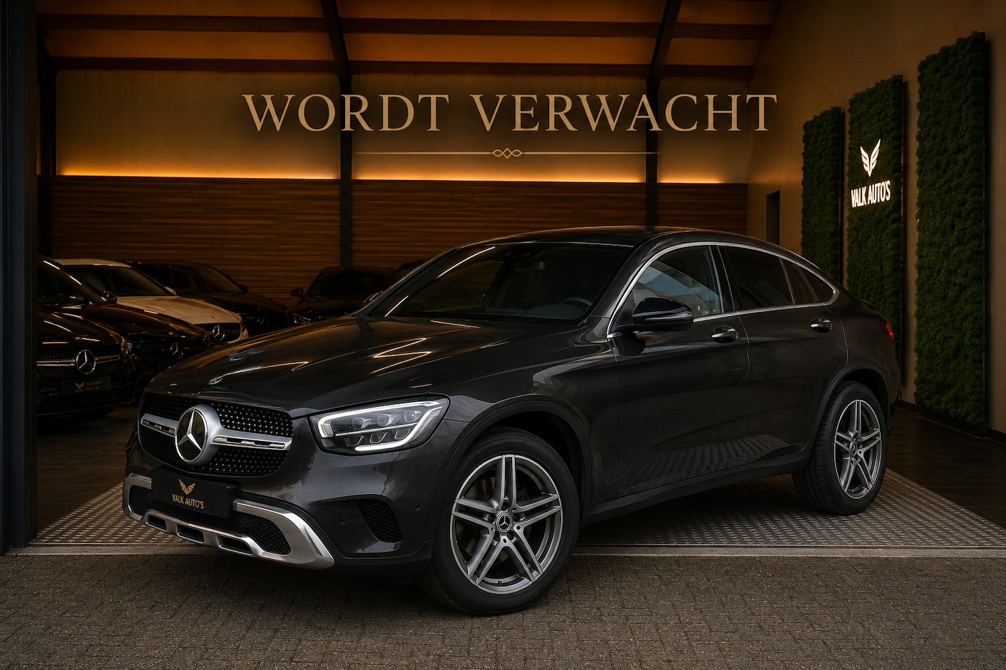 Mercedes-Benz GLC-klasse Coupé - 300e 4MATIC - Distronic+ - 360 Camera - Memory - El. Trekhaak - Keyless Entry - Leer - - AutoWereld.nl