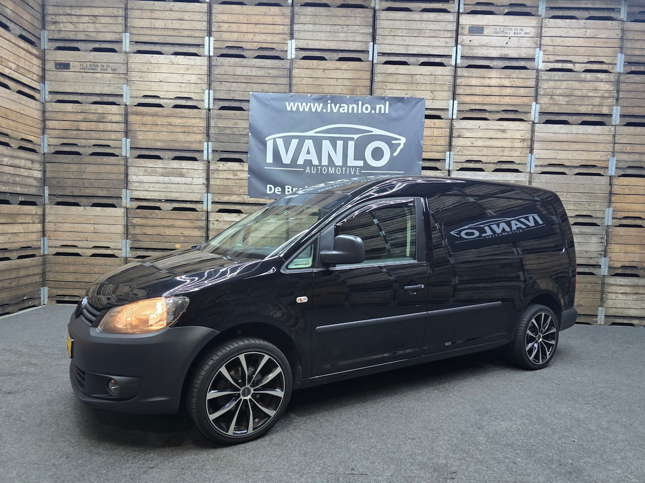 Volkswagen Caddy Maxi - 1.6 TDI Navigatie Aircpnditioning cruise LM - AutoWereld.nl