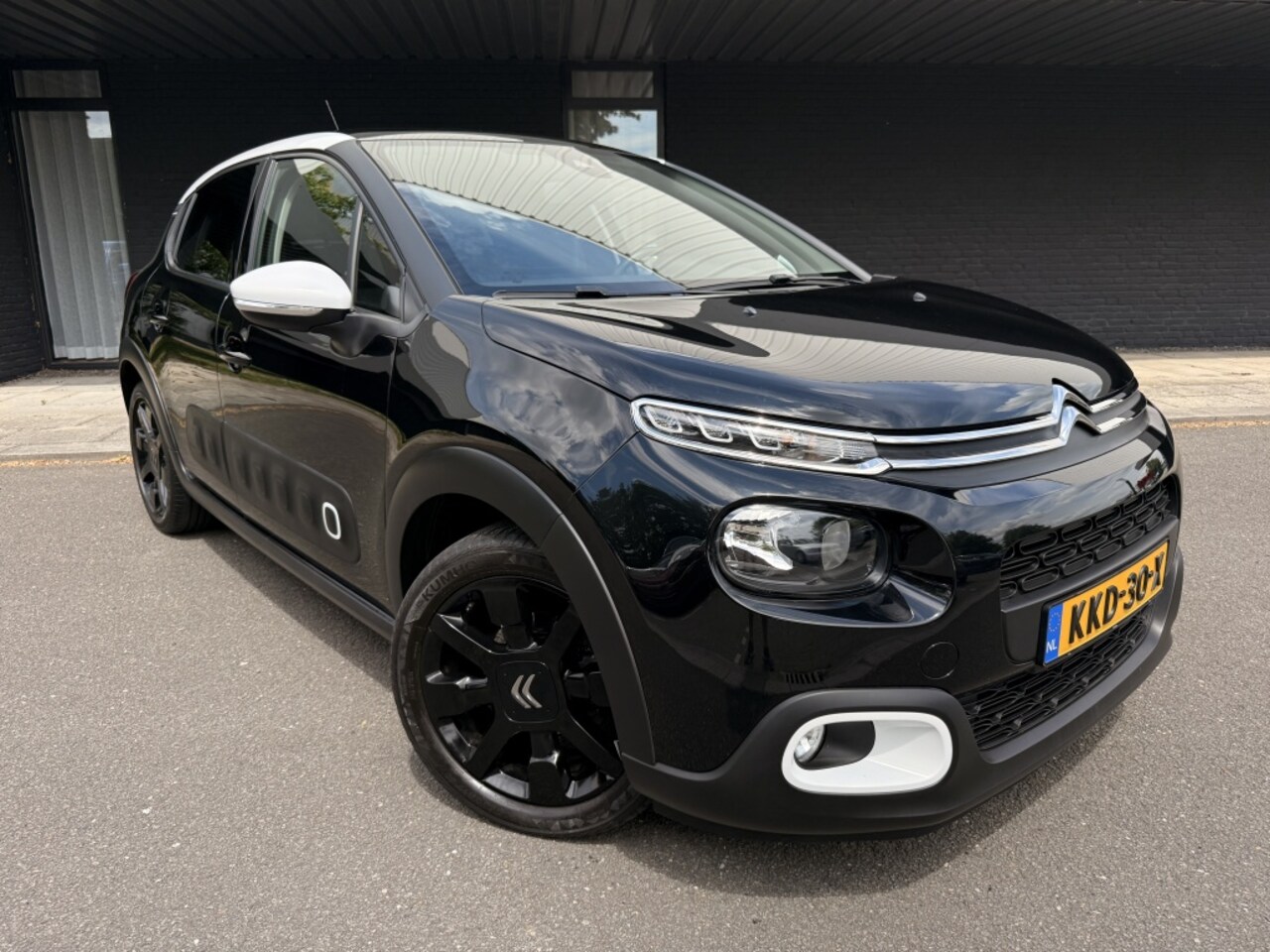 Citroën C3 - 1.2 PT S&S Shine - AutoWereld.nl