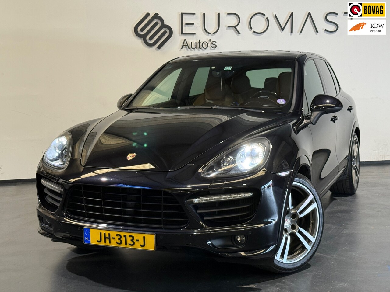 Porsche Cayenne - 4.8 Turbo 501PK!! Carplay Leder Bekleding Nieuwe Apk - AutoWereld.nl