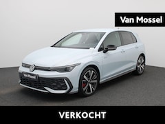 Volkswagen Golf - 1.5 eHybrid GTE 272 PK | Plug-In | Trekhaak | LED Matrix Koplampen | Digital Cockpit Pro |