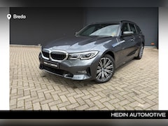 BMW 3-serie Touring - 320e Business Edition Plus | Ambiente verlichting | Laserlight | Panoramadak | Trekhaak me