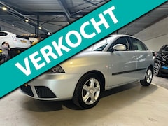 SEAT Ibiza - 1.4-16V Trendstyle/Airco/trekhaak/Apk nieuw bij aflevering