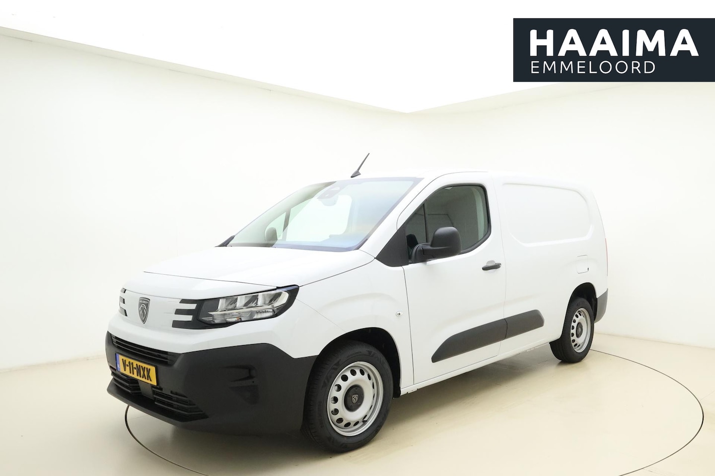Peugeot Partner - 1.5 BlueHDI 100pk Asphalt Long L2 | Laadvloer + Binnenbetimmering l Achteruitrij camera l - AutoWereld.nl