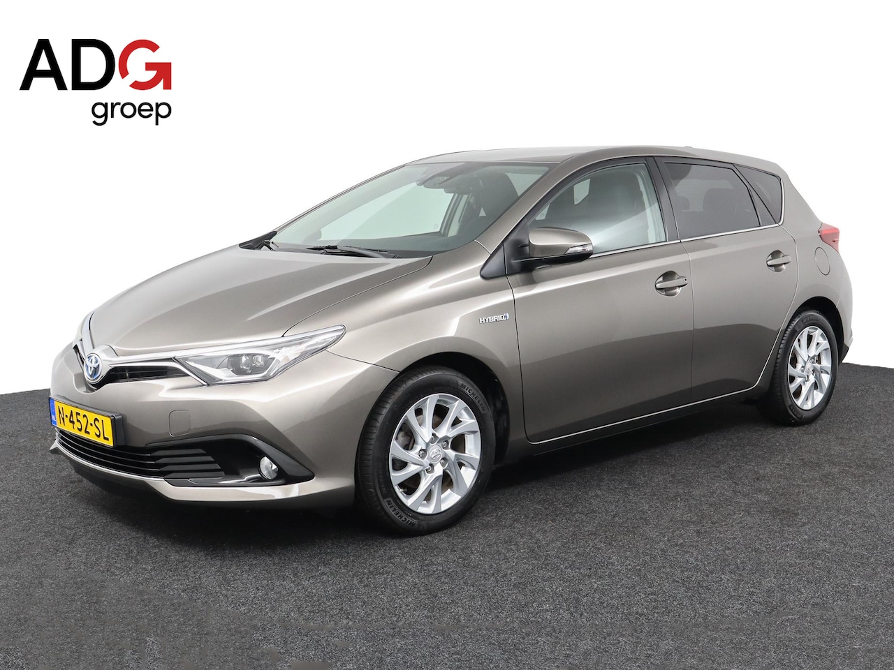 Toyota Auris - 1.8 Hybrid Dynamic | Trekhaak | Achteruitrij Camera | - AutoWereld.nl