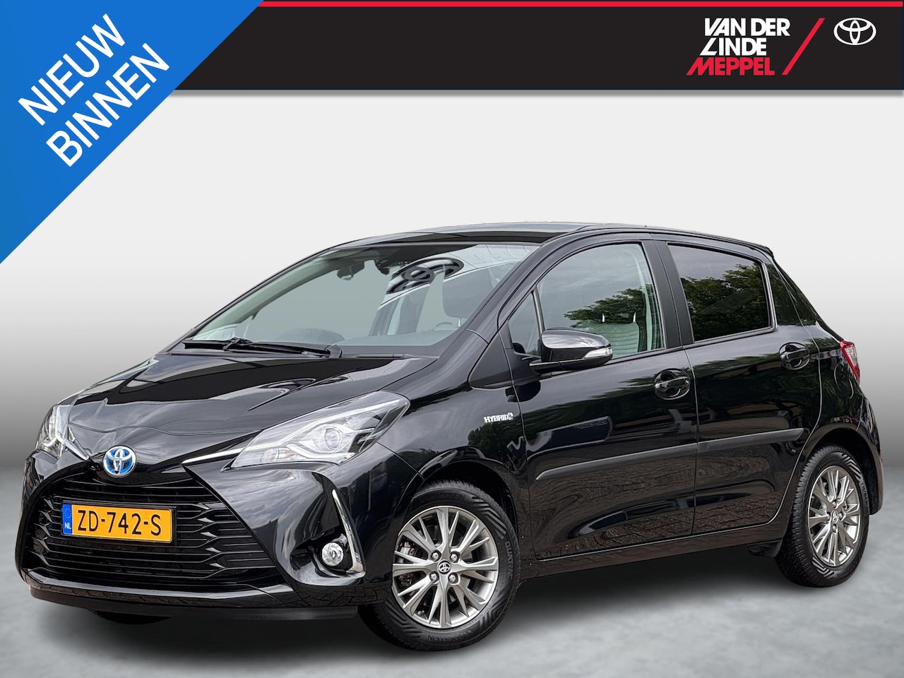 Toyota Yaris - 1.5 Hybrid Dynamic Navi Spoiler Cruise - AutoWereld.nl