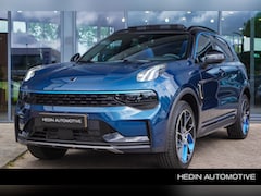 Lynk & Co 01 - 1.5 | Stoelverwarming | Elektrische stoel | Panoramadak | 360° camera | Sfeerverlichting |