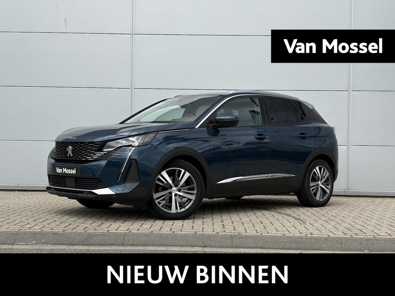Peugeot 3008 - 1.2 PureTech Blue Lease Premium | Automaat | Stoelverwarming | Camera | Trekhaak | Navigat - AutoWereld.nl
