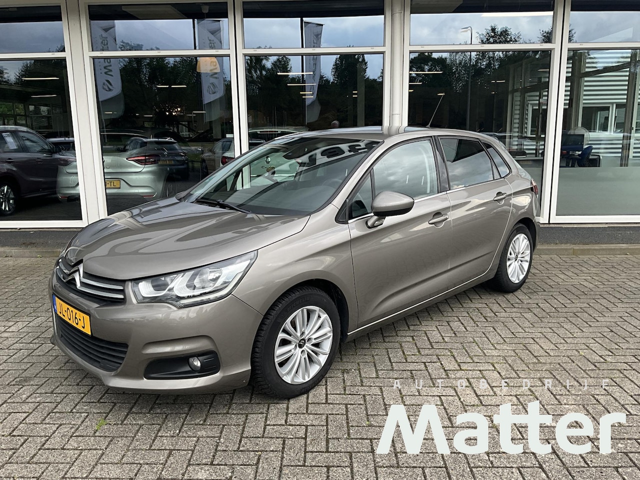 Citroën C4 - 1.2 PureTech Business 1.2 PureTech Business - AutoWereld.nl