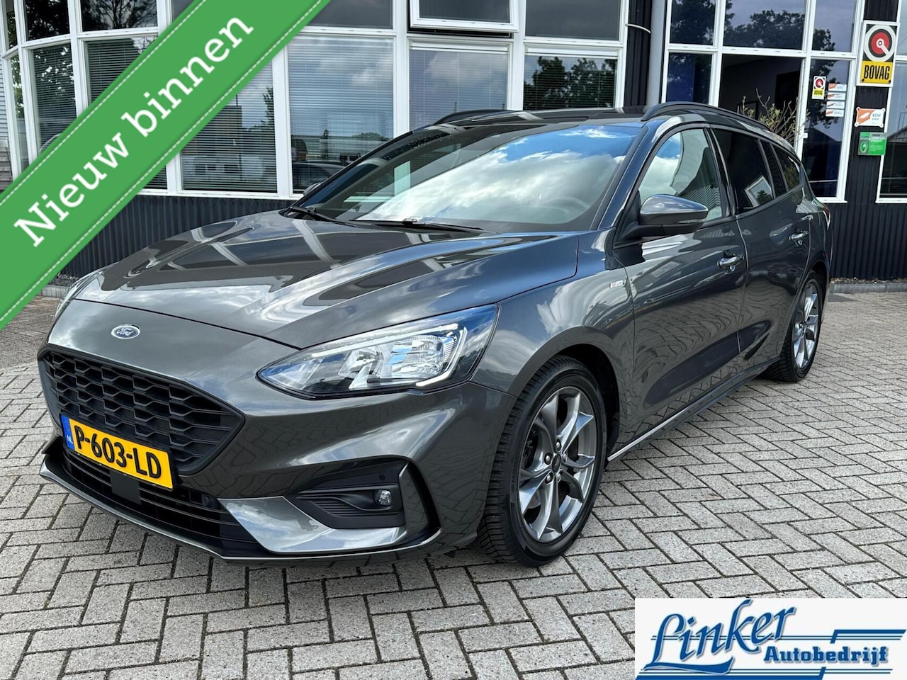 Ford Focus Wagon - 1.0 EcoBoost Hybrid ST Line Business - NL-AUTO LMV CAMERA - AutoWereld.nl