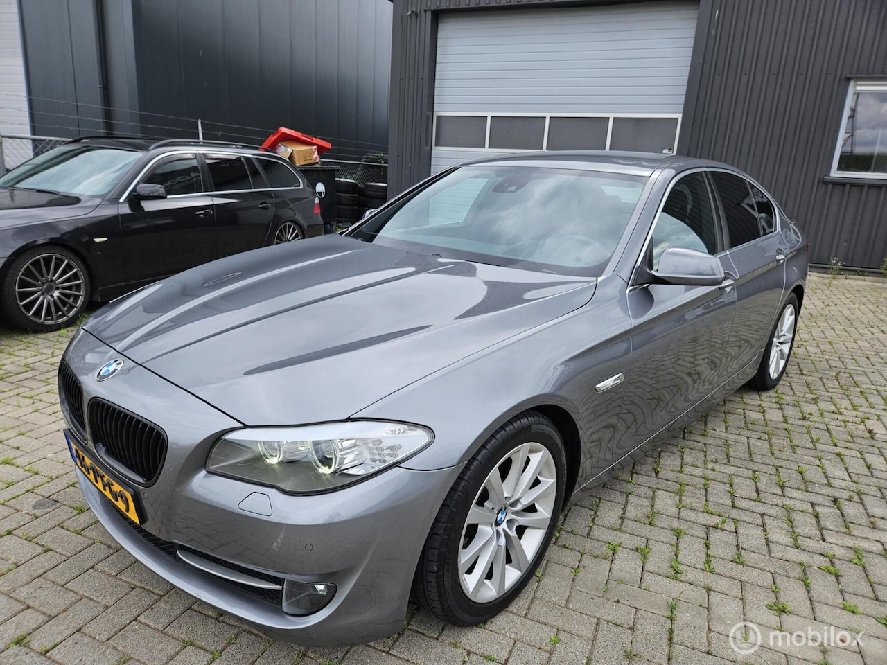 BMW 5-serie - 523i High Executive AIRCO/CRUISE/LEER/NAVI APK05/2027 VASTEPRIJS - AutoWereld.nl
