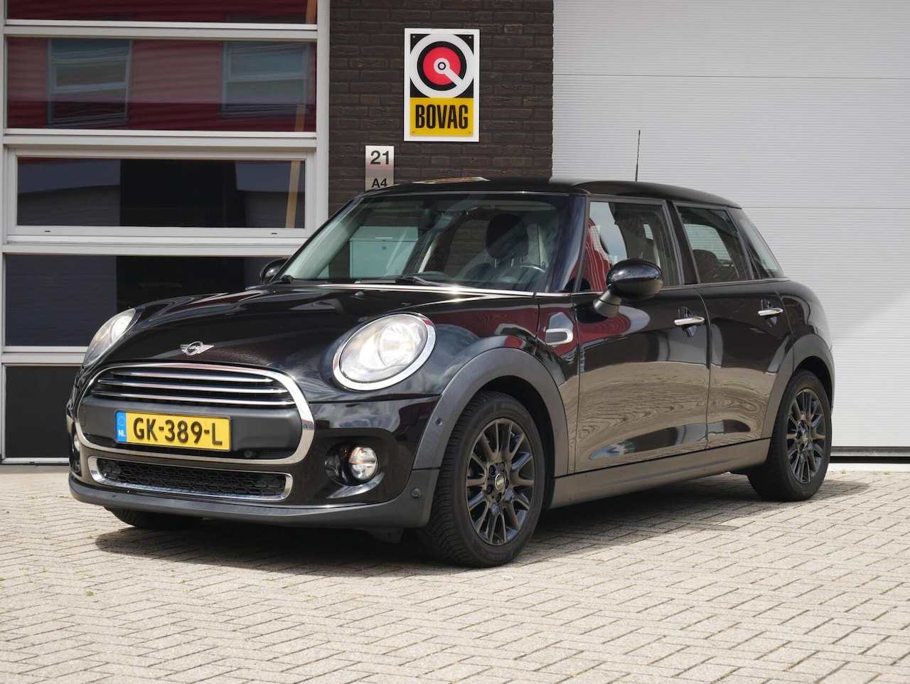 MINI One - Mini 1.2 Business Leder| Navi+BT| Stoelverwarming - AutoWereld.nl