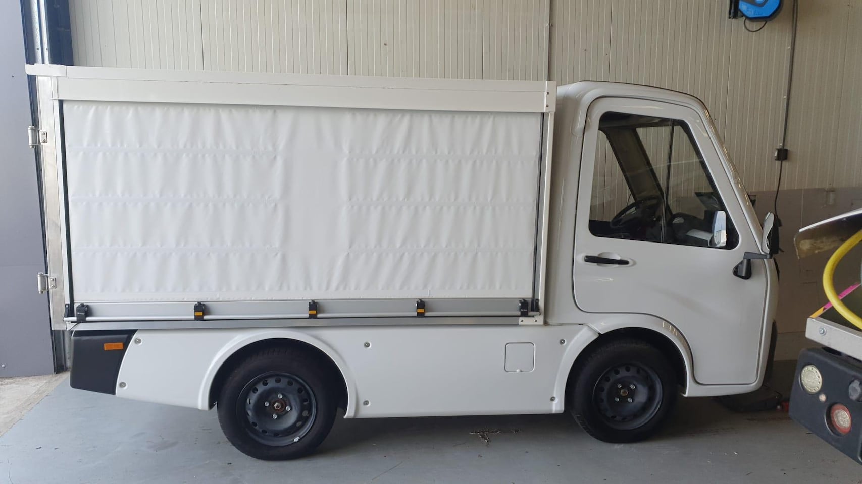 Cenntro Metro - C500 | Rolzeilen box | Lithium | Range 180 km | Refurb - AutoWereld.nl