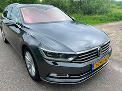 Volkswagen Passat Variant - 1.6 TDI Highline
