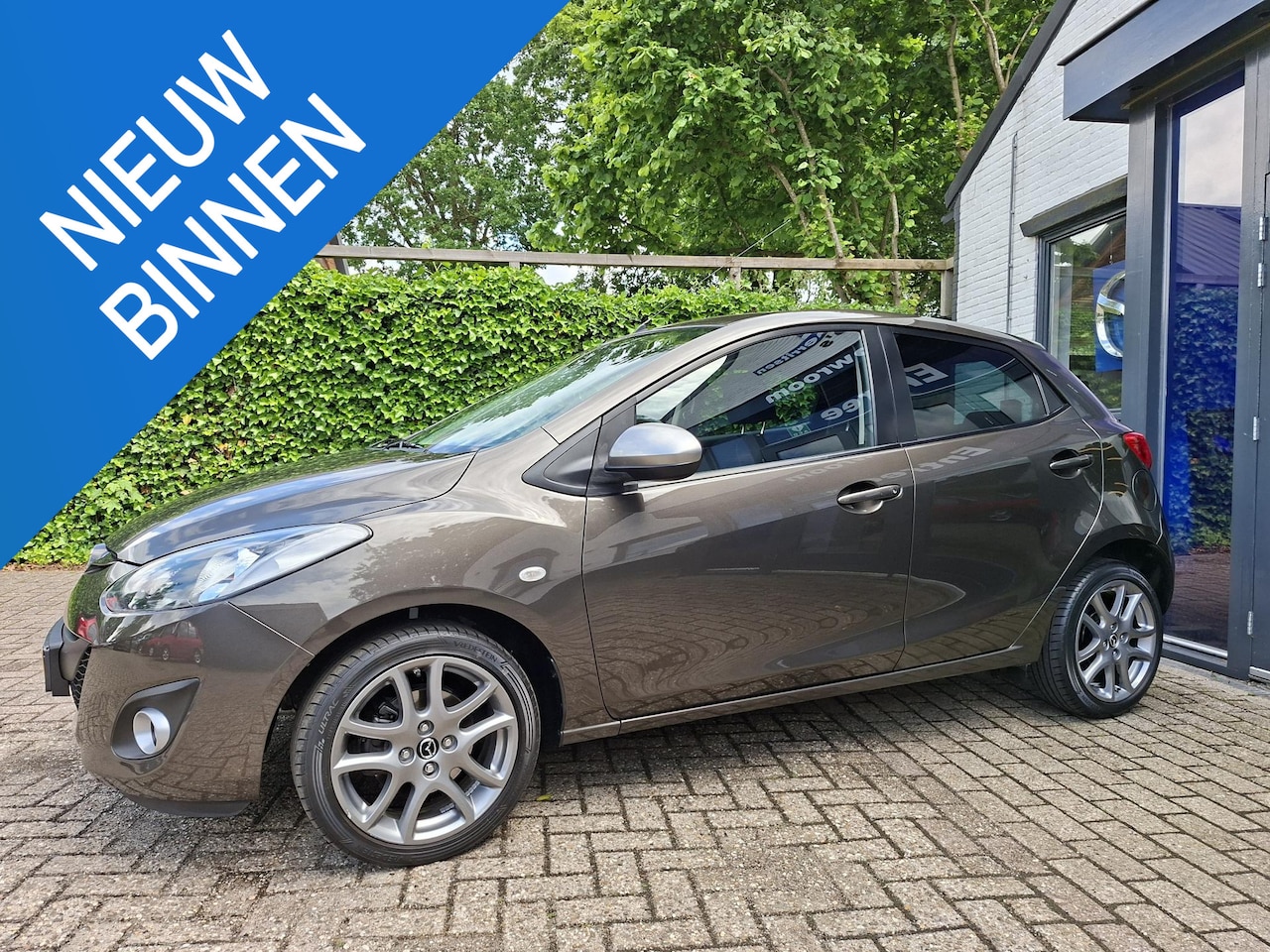 Mazda 2 - 1.3 Silver Edition Clima, Navi, Dealer oh. - AutoWereld.nl