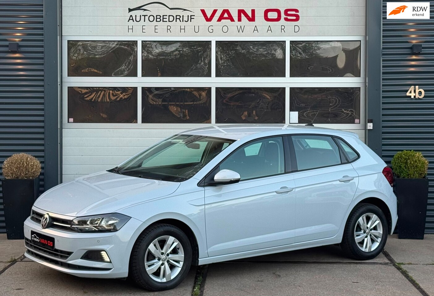 Volkswagen Polo - 1.0 TSI Comfortline l Automaat l PDC l Climate l - AutoWereld.nl