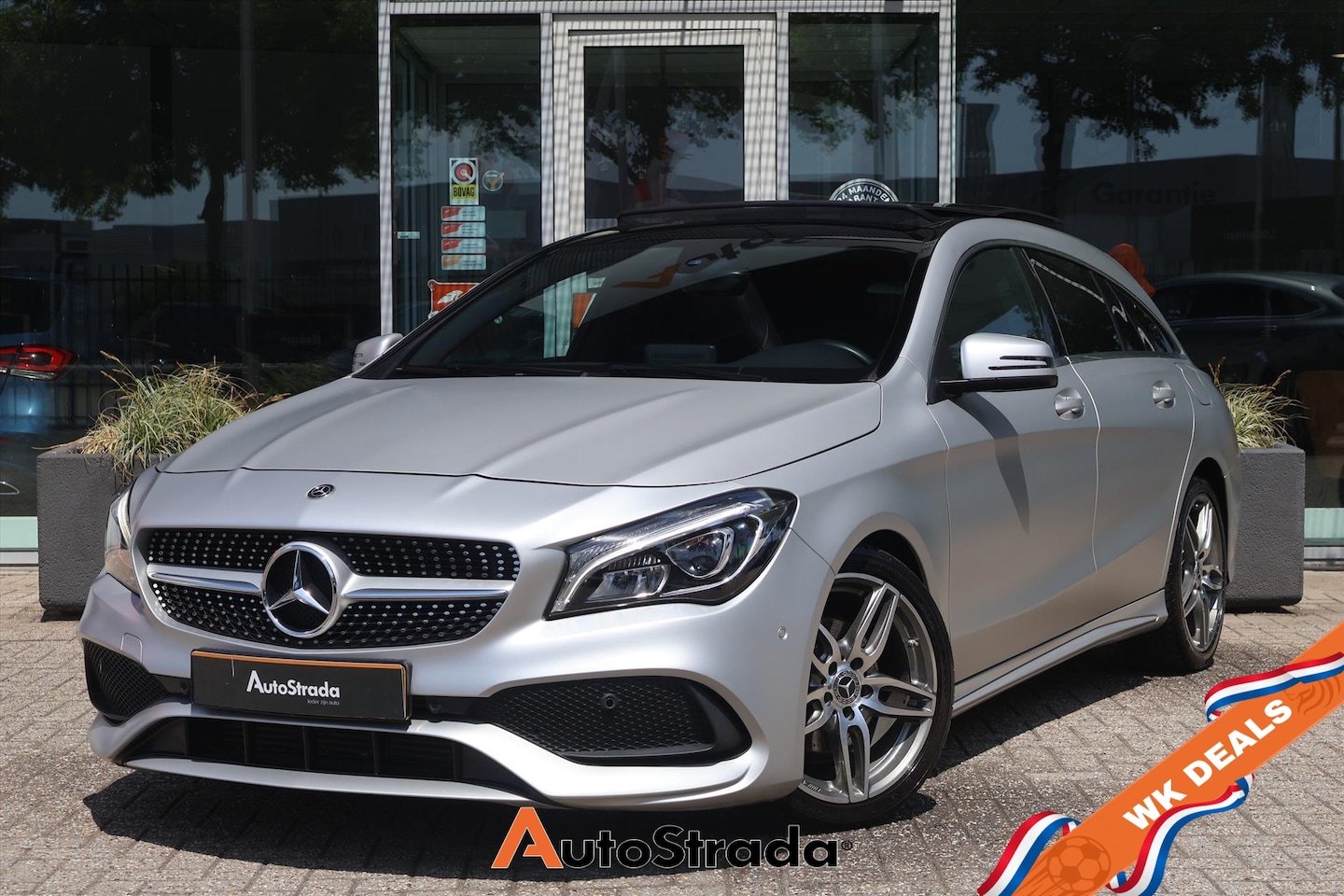 Mercedes-Benz CLA-klasse Shooting Brake - 180 AMG-Line 122pk | Camera | Keyless Go | Pano | Cruise | Airco | Navi | Magno Polarzilve - AutoWereld.nl