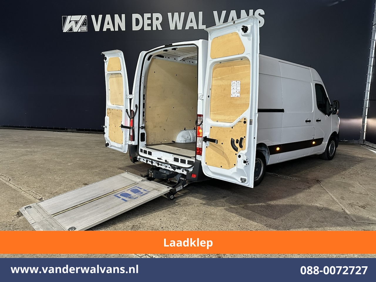 Renault Master - 2.3 dCi 131pk L4H2 Euro6 Airco | Laadklep | LED | Cruisecontrol Bijrijdersbank - AutoWereld.nl