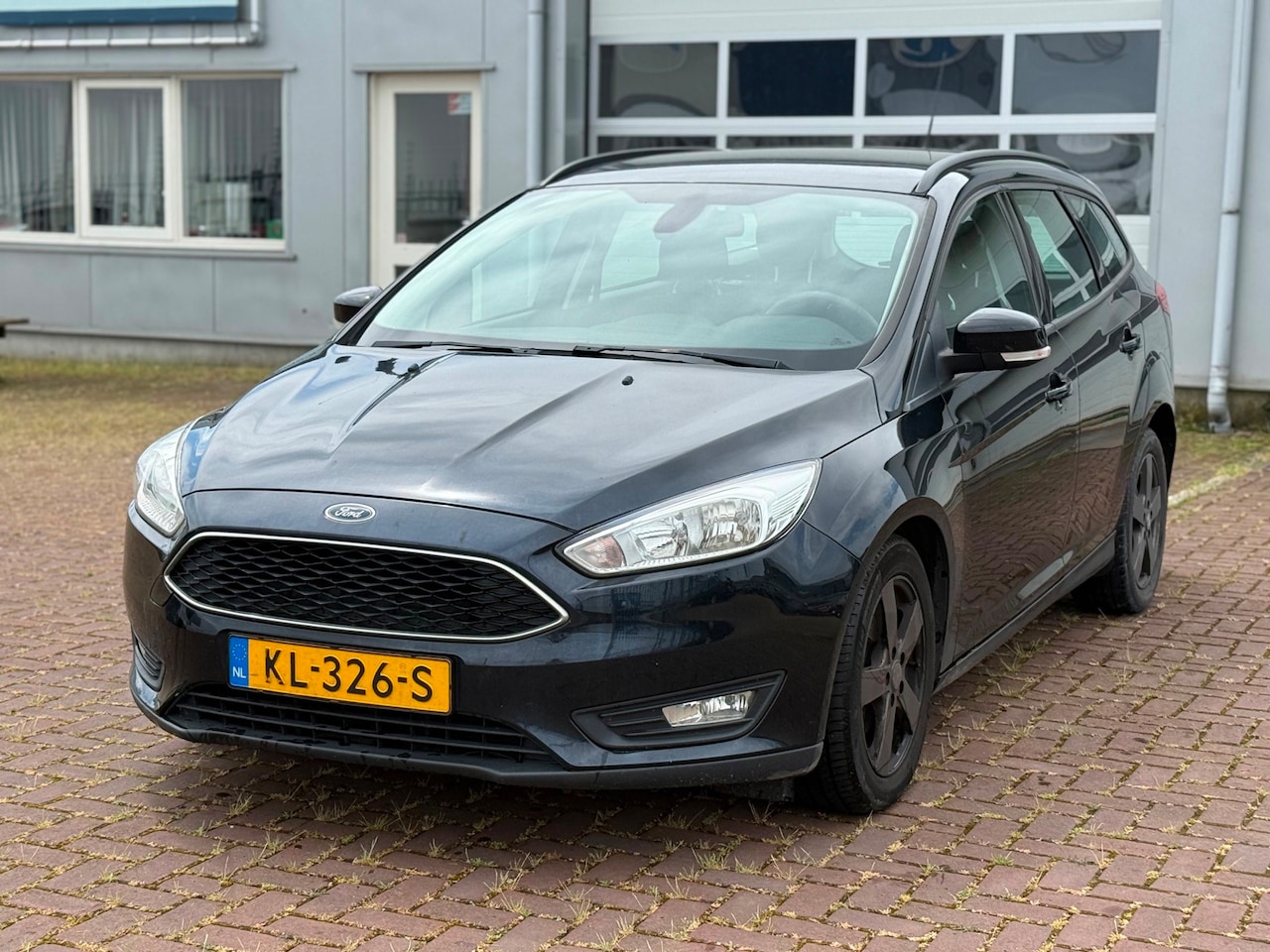 Ford Focus Wagon - 1.5 TDCI Trend Lease Edition Export - AutoWereld.nl