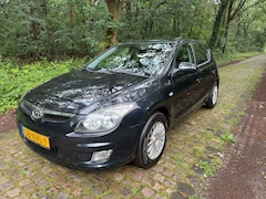 Hyundai i30 - 1.4i Blue Dynamic APK 06-2027
