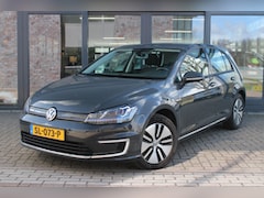 Volkswagen e-Golf - | Parkeersensoren | All-Season | Airco | Telefoonvoorbereiding | Navigatie | SOH 82% |