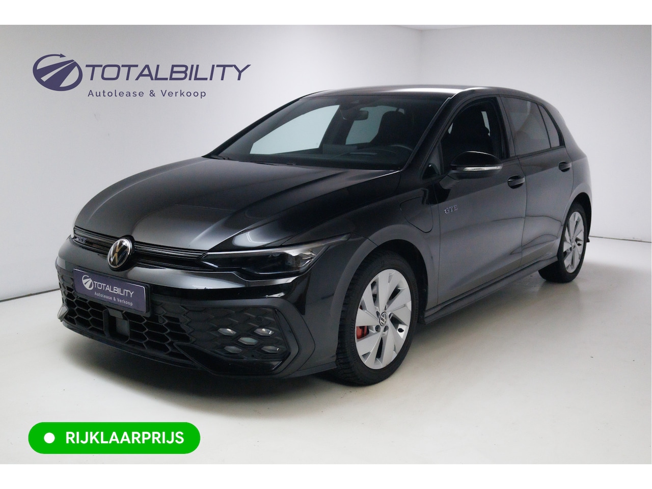 Volkswagen Golf - 1.5 eHybrid GTE Black 272 PK automaat | IQ Led | Elec. trekhaak | Headup | Stoel- & stuurv - AutoWereld.nl