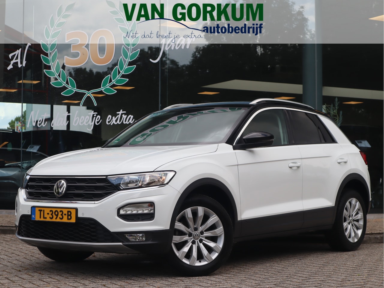 Volkswagen T-Roc - 1.5 TSI Style Navi / Clima / Handgesch / Dealer onderhouden BTW AUTO / 1e eigenaar / 150PK - AutoWereld.nl