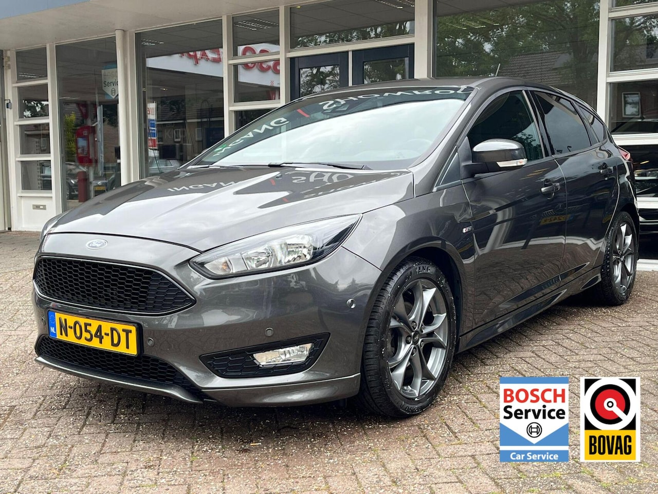 Ford Focus Wagon - 1.0 Navi, Climat, Bluetooth, LM.. - AutoWereld.nl
