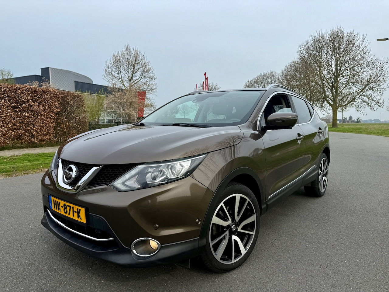 Nissan Qashqai - 1.2 Tekna PANO/NAVI/CLIMA/LEER/CAMERA - AutoWereld.nl