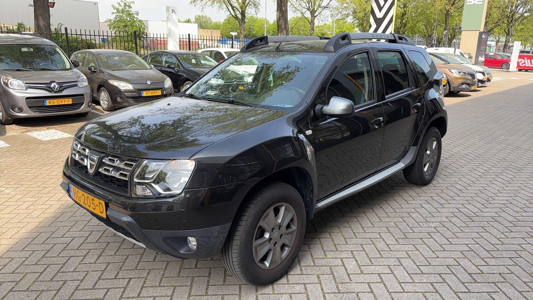 Dacia Duster - 1.2 TCe 4x2 10th Anniversary | Airco | Radio | - AutoWereld.nl