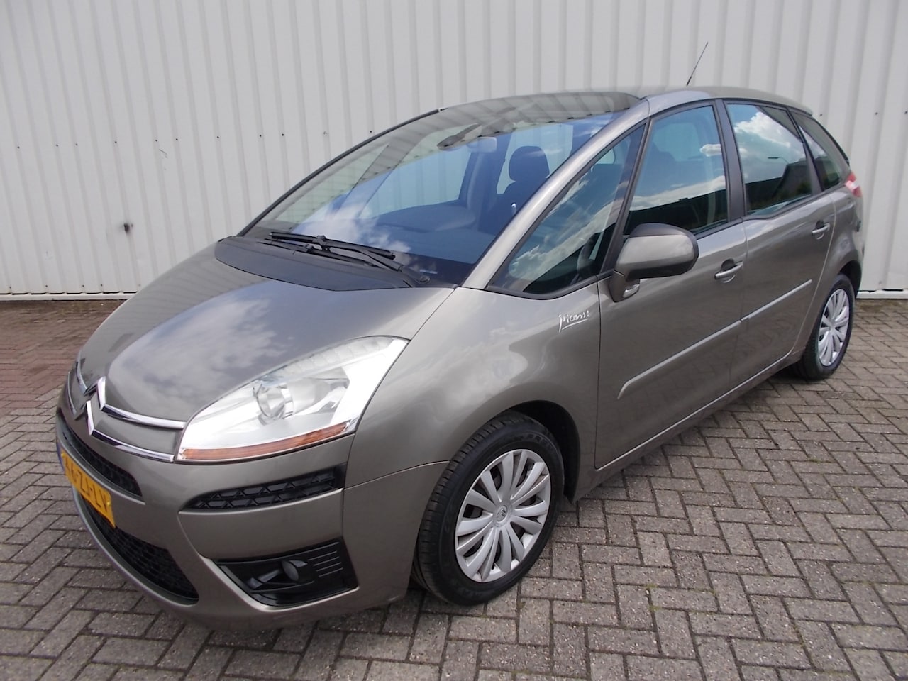Citroën C4 Picasso - 2.0-16V Ambiance Automaat LPG G3 ( APK 27-11-2026 ) - AutoWereld.nl