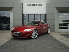 Jaguar XK - 4.2 V8 Convertible | Verwarmde stoelen | Cruise control |