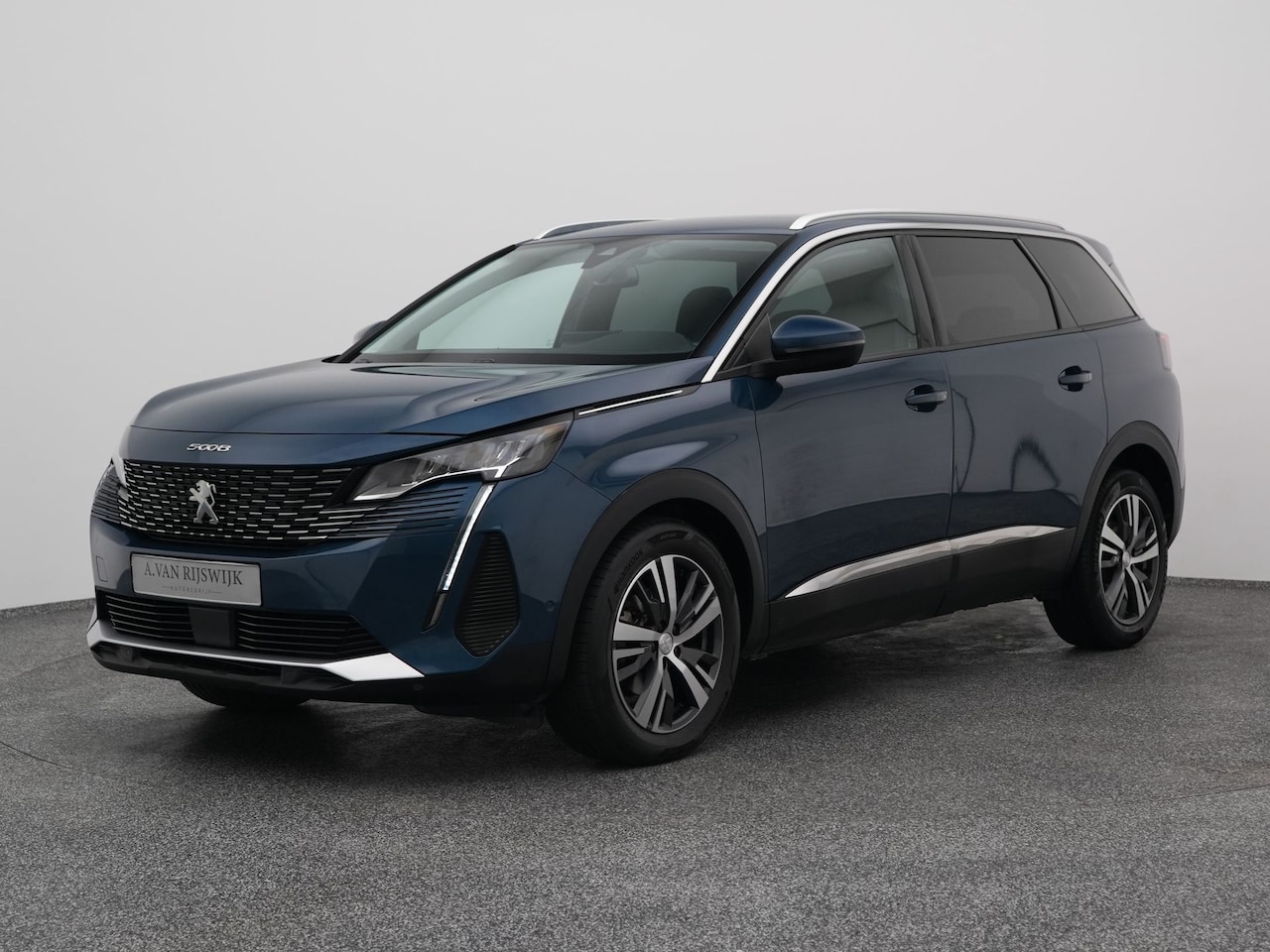 Peugeot 5008 - 1.2 PureTech Allure | CARPLAY | KEYLESS | CRUISE - AutoWereld.nl