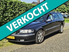 Volvo V70 - 2.4 T Comfort Line*Nieuwe APK