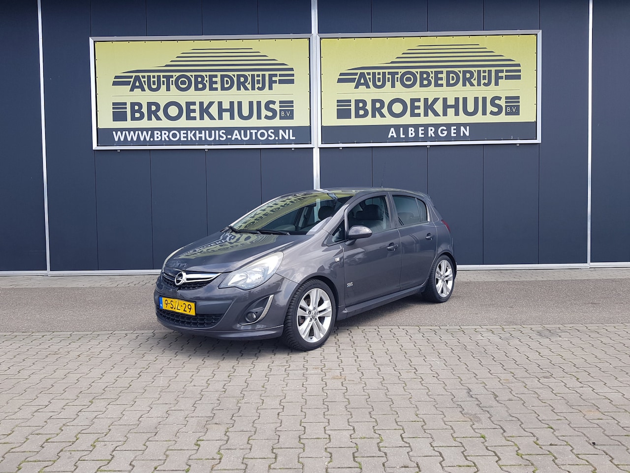 Opel Corsa - 1.4 Turbo Cosmo OPC-Performance - AutoWereld.nl