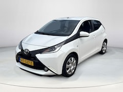 Toyota Aygo - 1.0 VVT-i x-play | Achteruitrijcamera | Airco | Rijklaarprijs