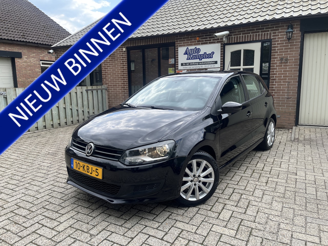 Volkswagen Polo - 1.4-16V Comfortline 5 drs Navigatie PDC V+A 16" - AutoWereld.nl