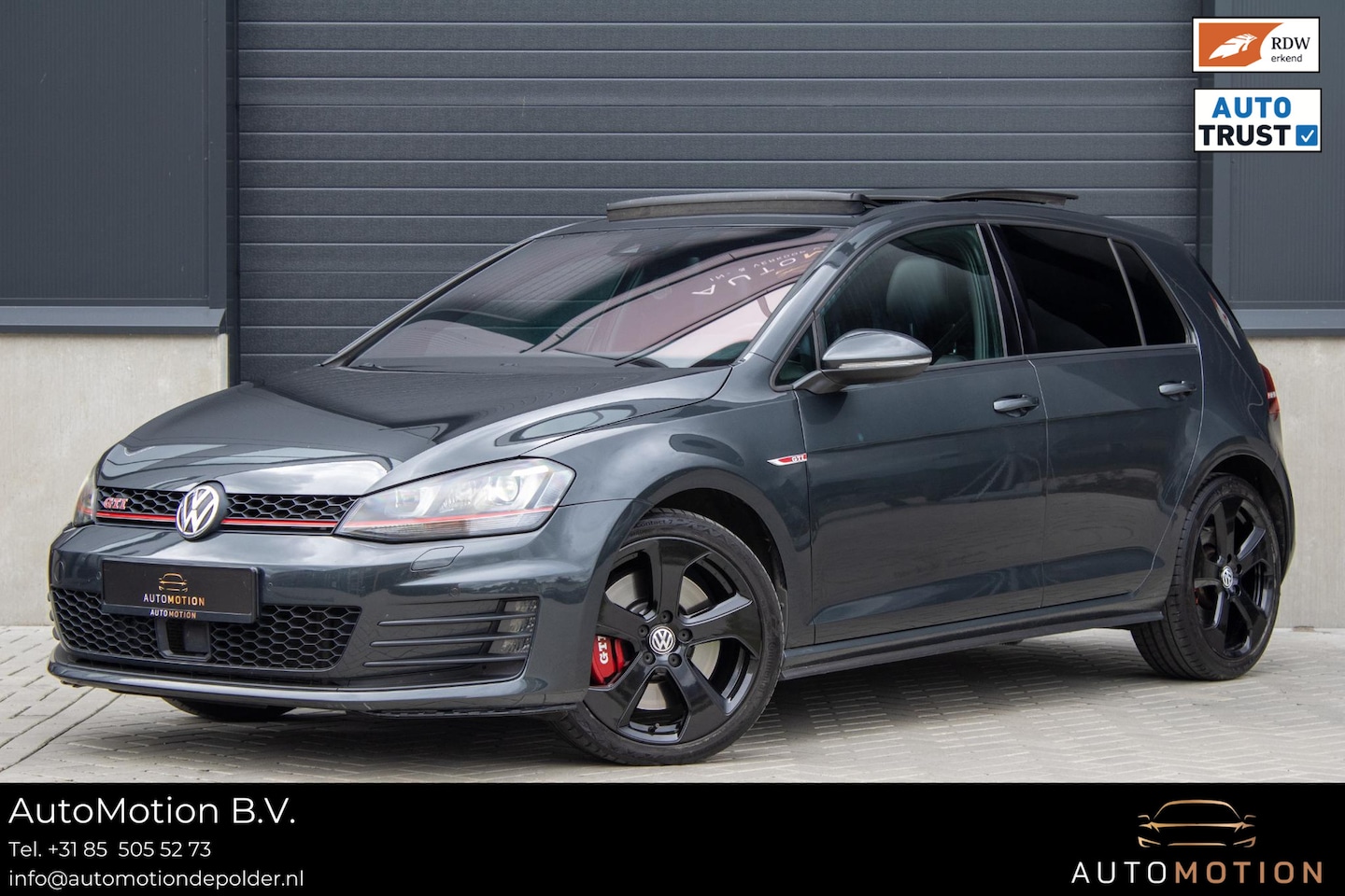 Volkswagen Golf - 2.0 TSI GTI Performance PANO CAMERA LEDER ACC - AutoWereld.nl