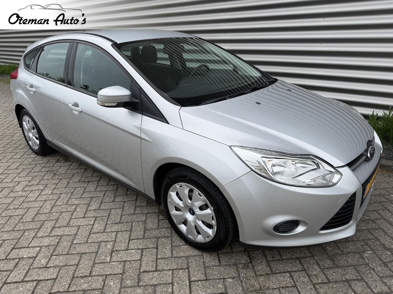 Ford Focus - 1.6 TI-VCT Ambiente 1e Eigenaar - AutoWereld.nl