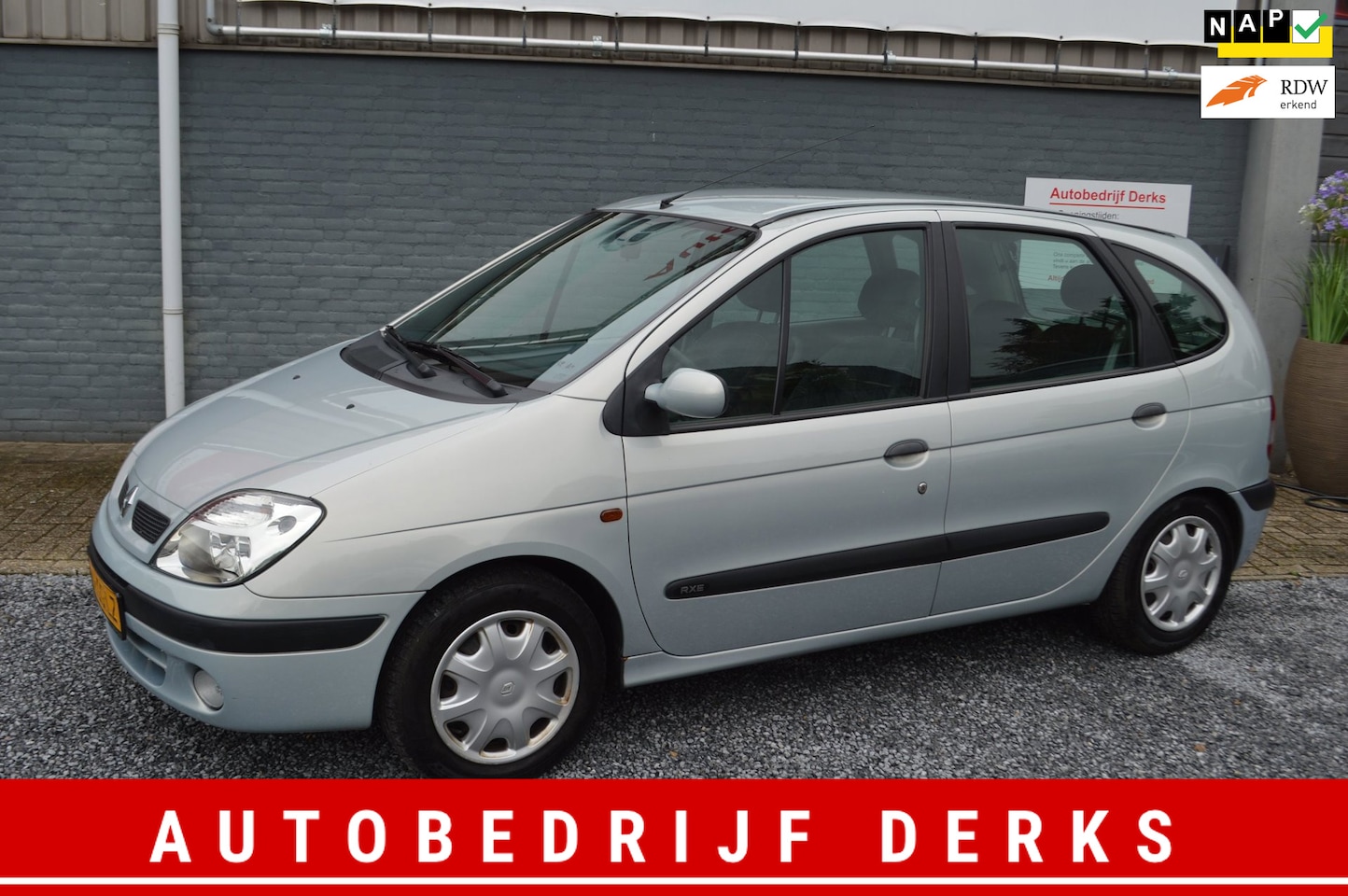 Renault Scénic - 1.6-16V RXE Airco Automaat 5Drs Stuurbekrachtiging - AutoWereld.nl