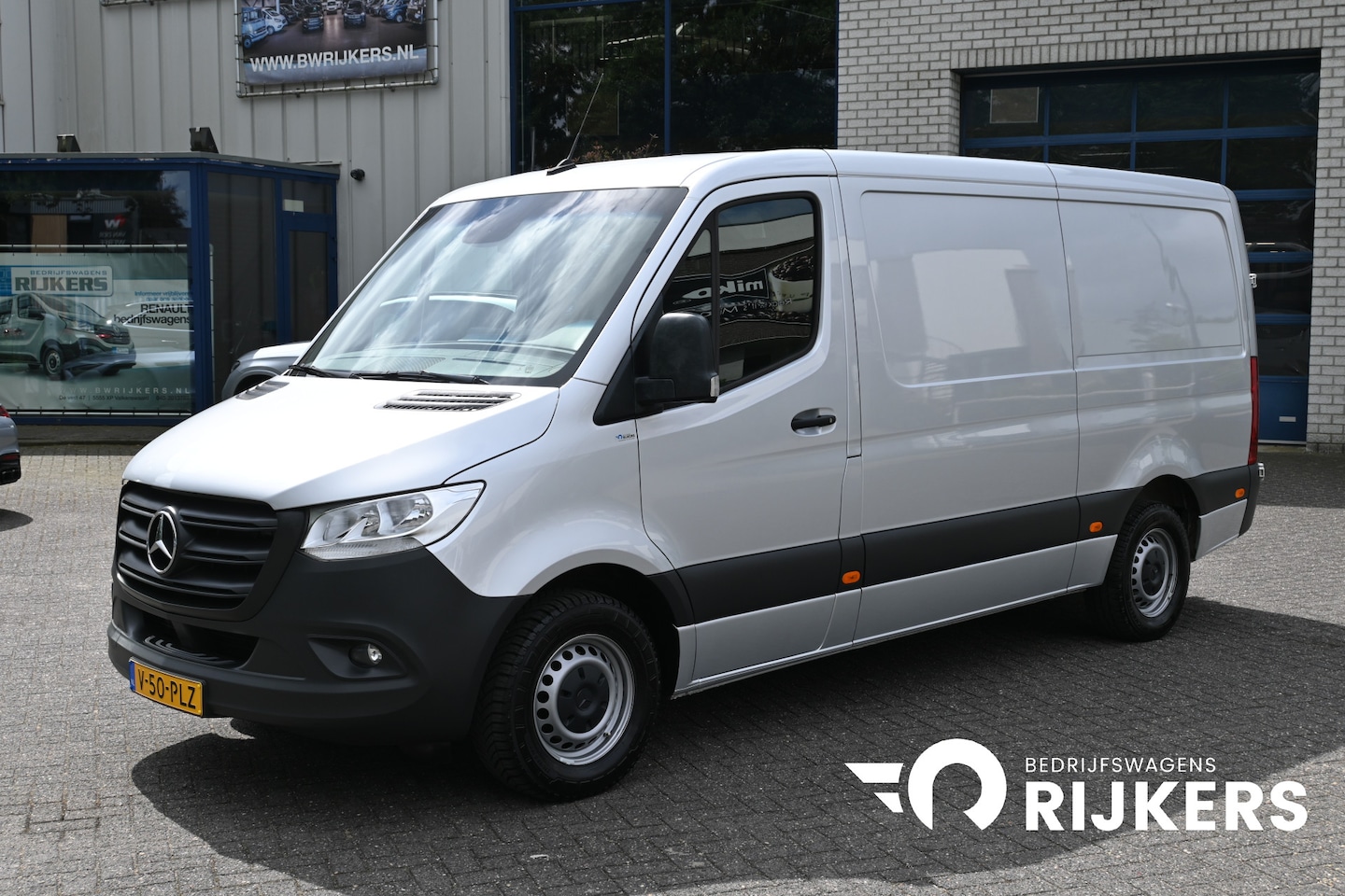 Mercedes-Benz Sprinter - 315 CDI L2H1 RWD 3500 KG trekhaak, Werkplaats inrichting, Geveerde stoel, MBUX 10.25 - AutoWereld.nl
