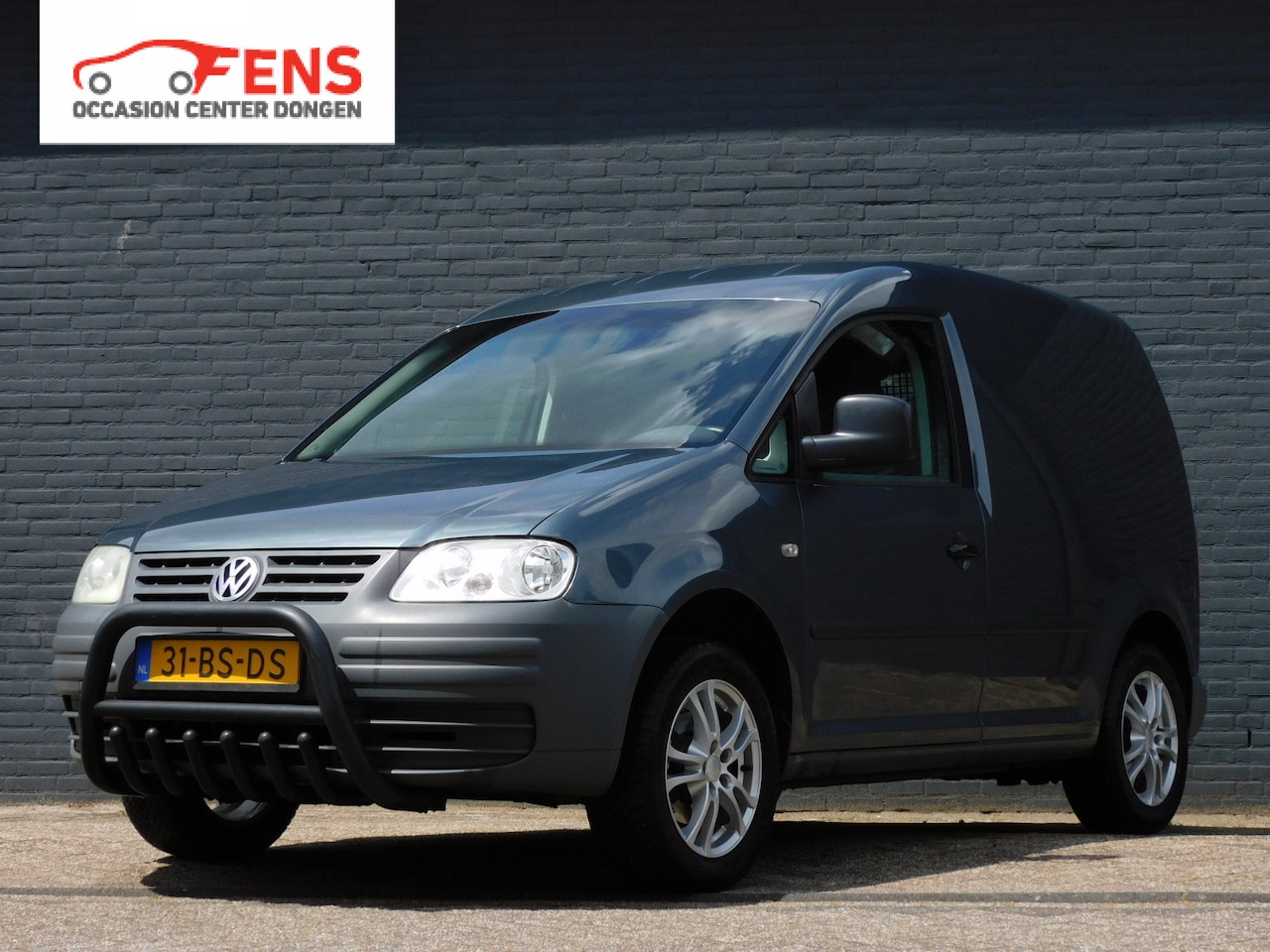 Volkswagen Caddy - 2.0 SDI 850 kg. NIEUWE DISTRIBUTIE! CRUISE! AIRCO! LM VELGEN! TREKHAAK! - AutoWereld.nl