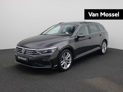 Volkswagen Passat Variant - 1.4 TSI PHEV GTE Business 218 PK| Dealeronderhouden | Trekhaak | Panoramadak | Bestuurders