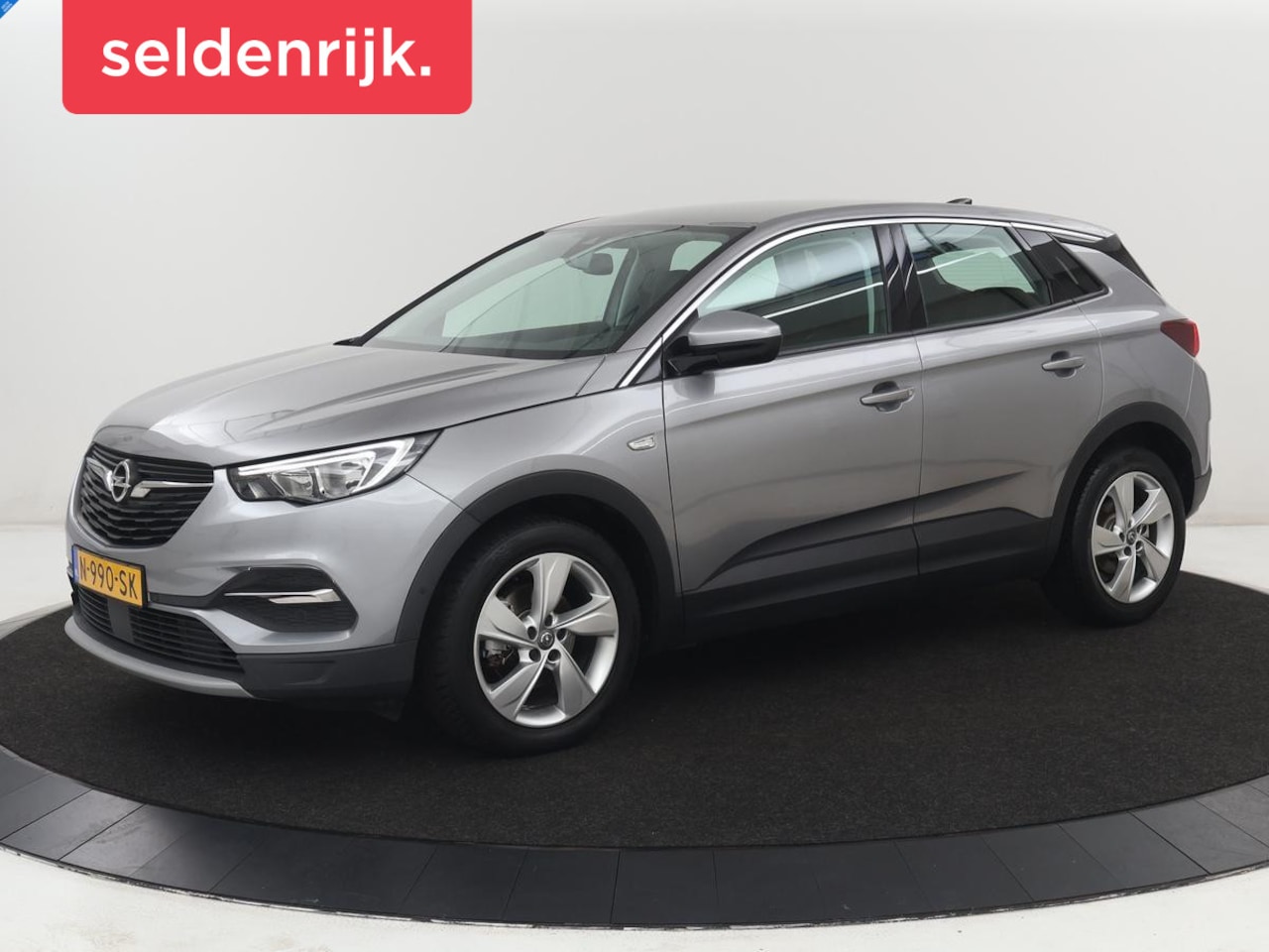 Opel Grandland X - 1.6 Turbo Business Executive | Trekhaak | Stoelverwarming | Carplay | Navigatie | Stuurver - AutoWereld.nl