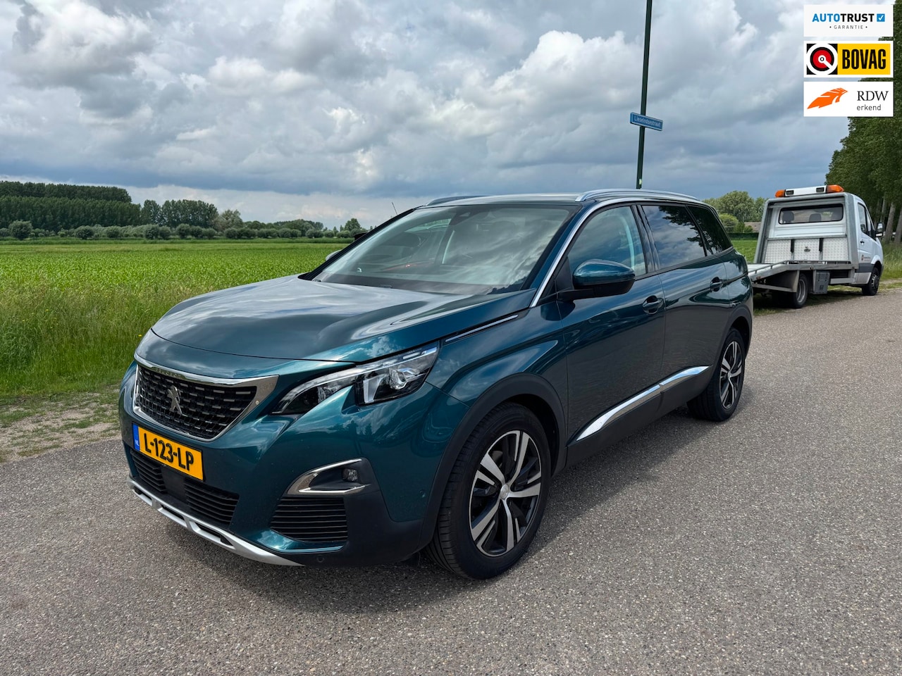 Peugeot 5008 - 1.2 PureTech Blue Lease Premium 7 PERSOONS DISTRIBUTIERIEM IS VERVANGEN - AutoWereld.nl