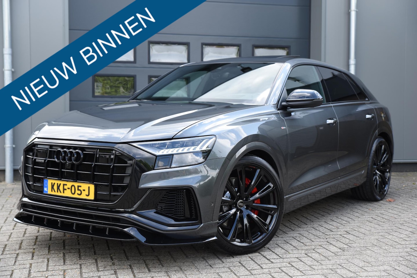 Audi Q8 e-tron - 55 quattro S Edition Competition 115 kWh SOH 93.5% / Schaalstoelen / Panoramadak / Trekhaa - AutoWereld.nl