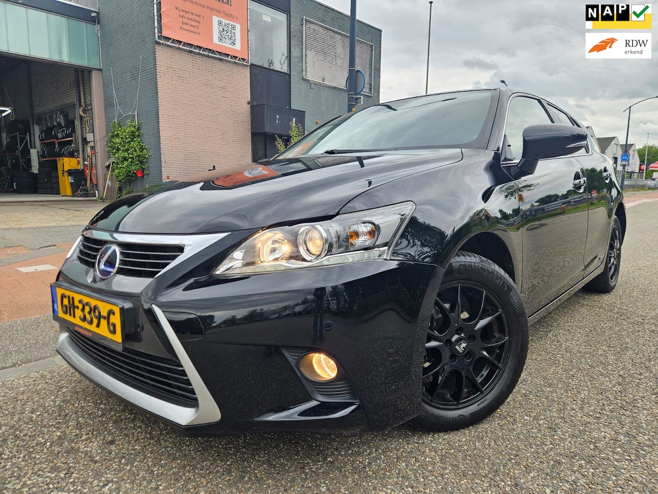 Lexus CT 200h - Business Line GARANTIE Verhoogde Chassis - AutoWereld.nl
